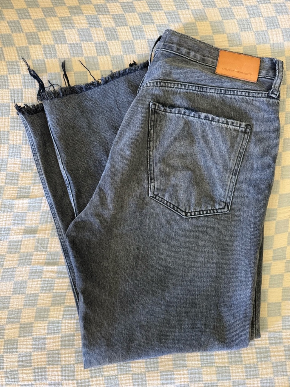 Citizens Of Humanity Daphne Crop Washed Gray Denim Jeans - Size 30